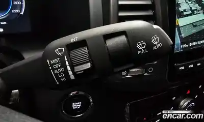 SsangYong Rexton 2023 2.2 Автомат в Москве № 33299, миниатюра 3