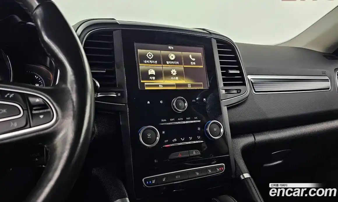 Renault QM6 2022 2.0 Автомат в Москве № 334165, фото 3