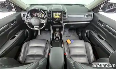 Renault QM6 2022 2.0 Автомат в Москве № 334165, миниатюра 9