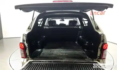 SsangYong Korando 2015 2.0 Автомат в Москве № 34399, миниатюра 12