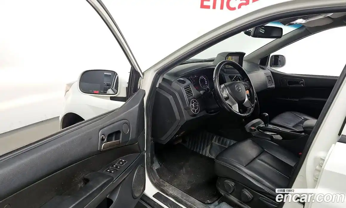 SsangYong Korando 2015 2.0 Автомат в Москве № 34399, фото 15