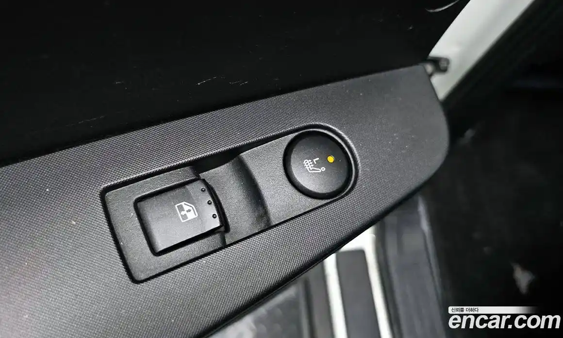 SsangYong Korando 2015 2.0 Автомат в Москве № 34399, фото 4