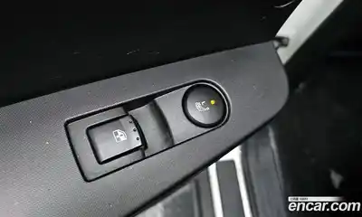 SsangYong Korando 2015 2.0 Автомат в Москве № 34399, миниатюра 4