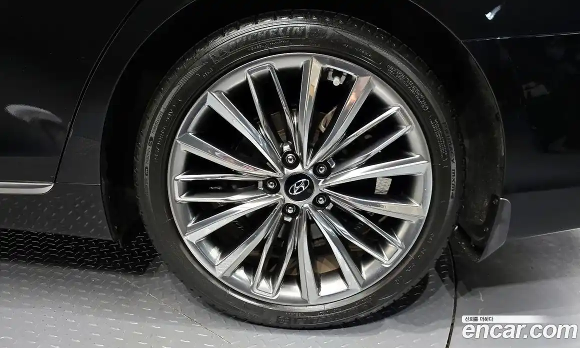 Hyundai Grandeur 2019 2.4 Автомат в Москве № 3536, фото 18