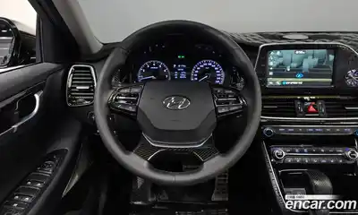 Hyundai Grandeur 2019 2.4 Автомат в Москве № 3536, миниатюра 4