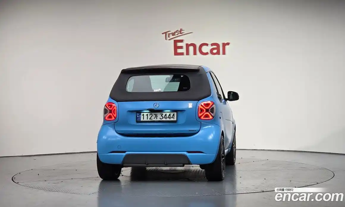 Smart Fortwo 2016 0.9 Автомат в Москве № 360993, фото 3