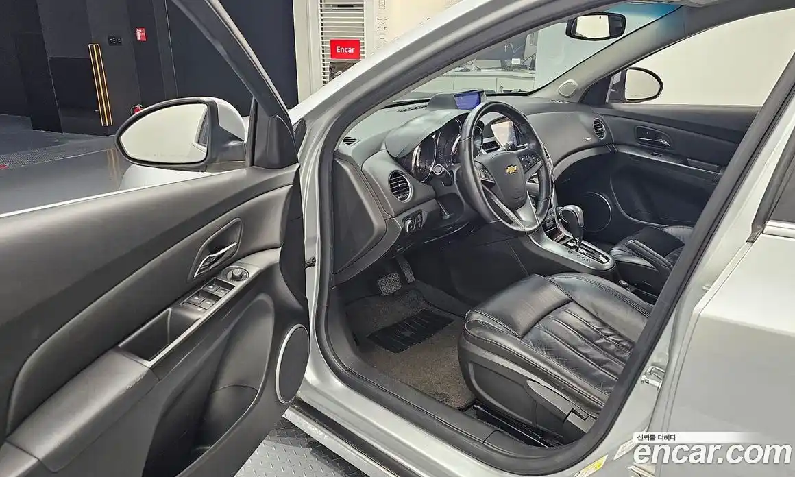 Chevrolet Cruze 2011 1.8 Автомат в Москве № 36706, фото 18