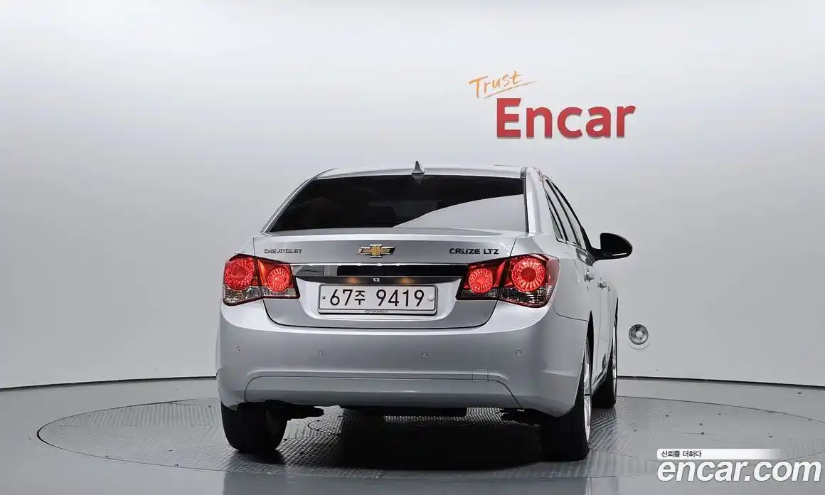 Chevrolet Cruze 2011 1.8 Автомат в Москве № 36706, фото 6