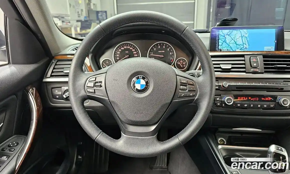 BMW 3-Series 2014 2.0 Автомат в Москве № 368064, фото 14