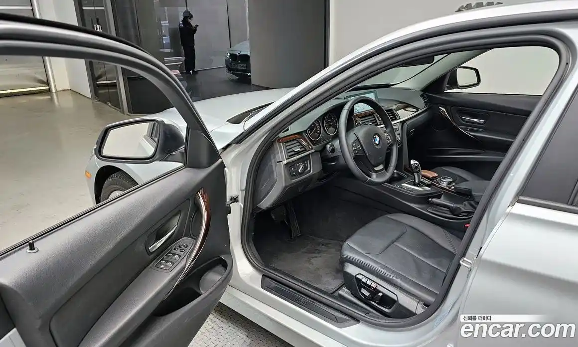 BMW 3-Series 2014 2.0 Автомат в Москве № 368064, фото 10