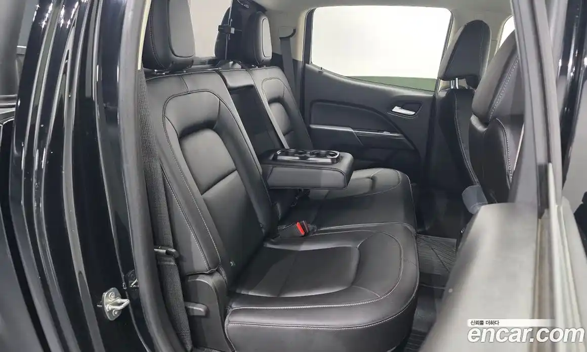 Chevrolet Colorado 2021 3.6 Автомат в Москве № 370704, фото 12