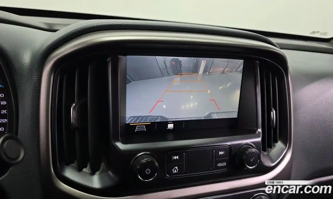 Chevrolet Colorado 2021 3.6 Автомат в Москве № 370704, фото 15