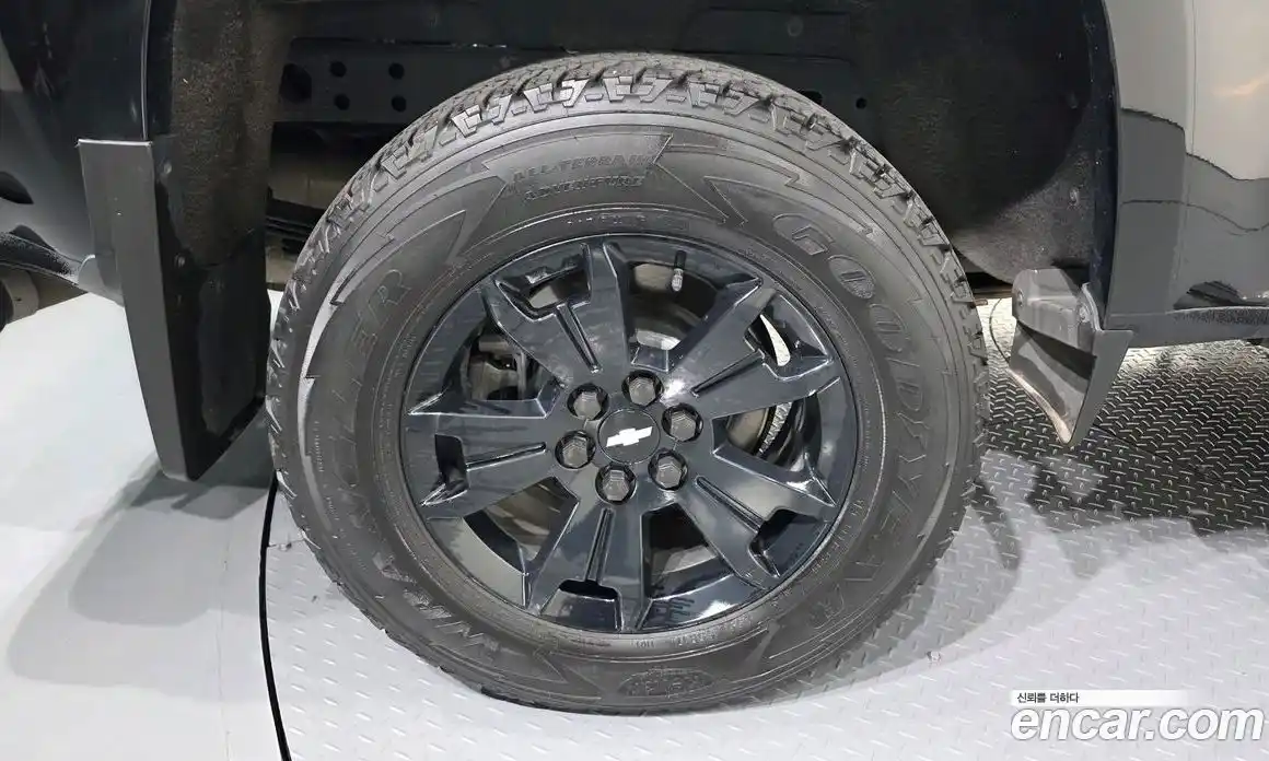 Chevrolet Colorado 2021 3.6 Автомат в Москве № 370704, фото 5