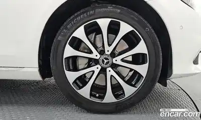 Mercedes-Benz E-Class 2020 2.0 Автомат в Москве № 372001, миниатюра 5