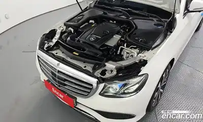 Mercedes-Benz E-Class 2020 2.0 Автомат в Москве № 372001, миниатюра 6