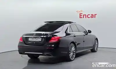 Mercedes-Benz E-Class 2019 2.0 Автомат в Москве № 372159, миниатюра 2