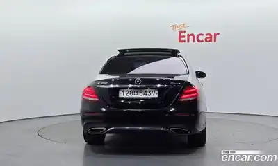 Mercedes-Benz E-Class 2019 2.0 Автомат в Москве № 372159, миниатюра 4