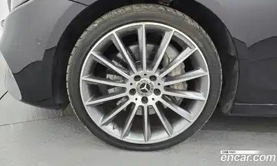 Mercedes-Benz E-Class 2019 2.0 Автомат в Москве № 372159, миниатюра 5