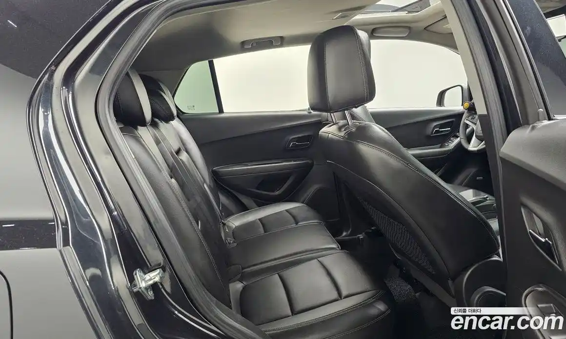 Chevrolet Trax 2015 1.4 Автомат в Москве № 37314, фото 15