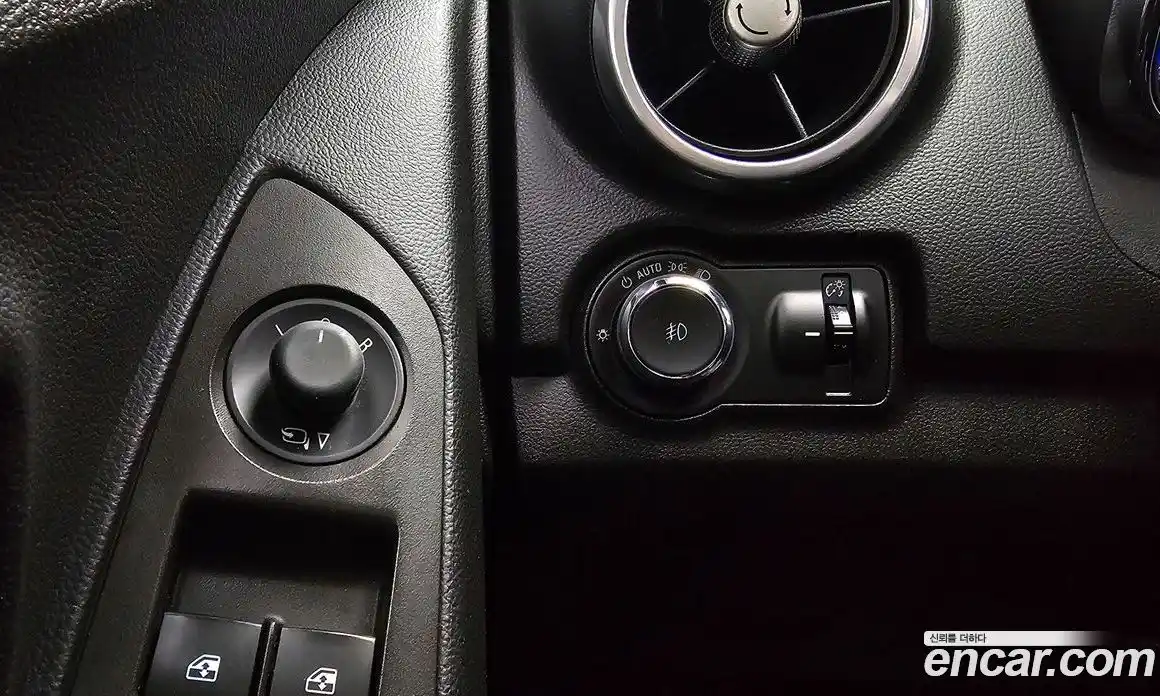 Chevrolet Trax 2015 1.4 Автомат в Москве № 37314, фото 20