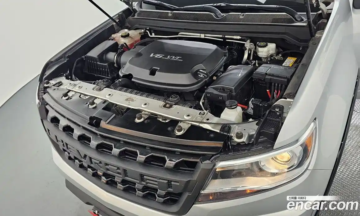 Chevrolet Colorado 2020 3.6 Автомат в Москве № 37319, фото 16