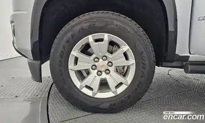 Chevrolet Colorado 2020 3.6 Автомат в Москве № 37319, миниатюра 3