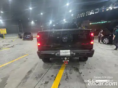 Dodge Ram Pick Up 2021 5.7 Автомат в Москве № 384426, миниатюра 2