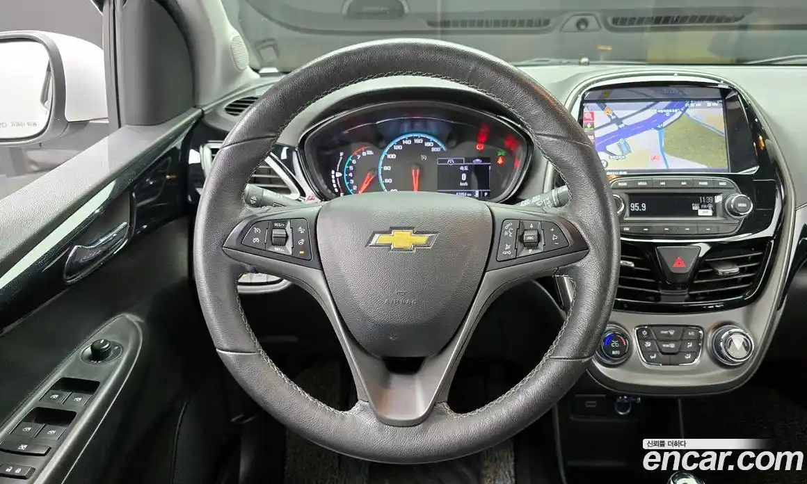Chevrolet Spark 2019 1.0 Автомат в Москве № 39273, фото 11