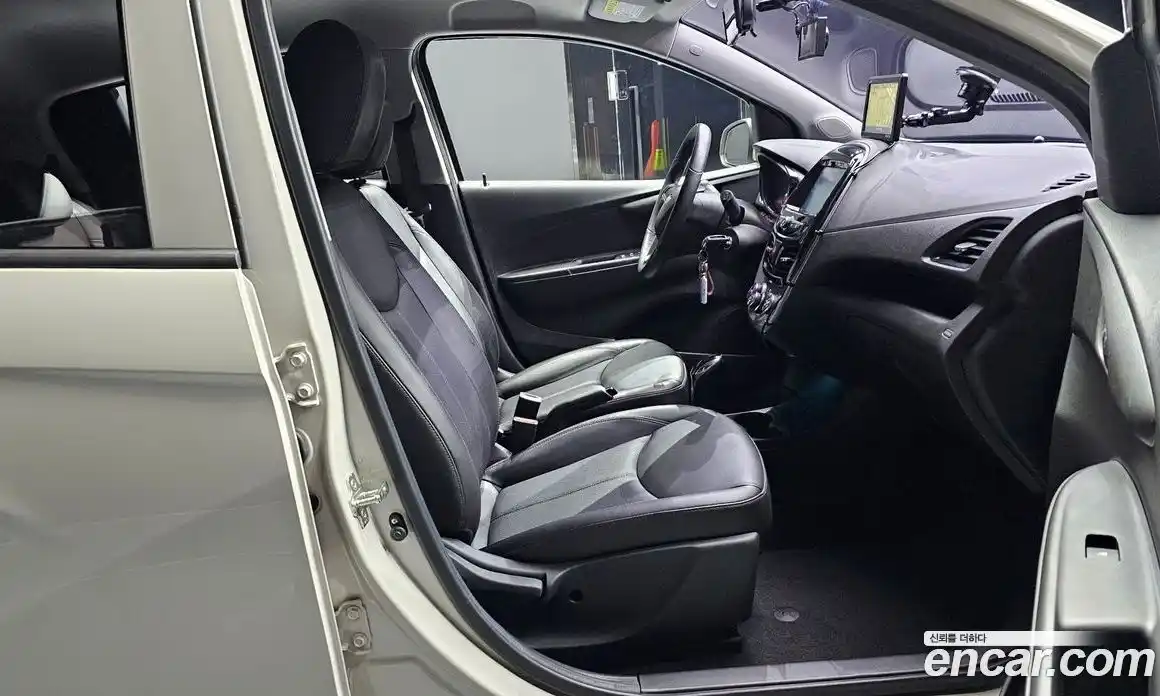 Chevrolet Spark 2018 1.0 Автомат в Москве № 39473, фото 14