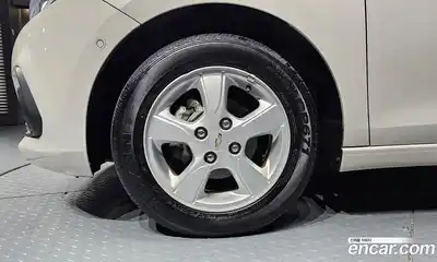 Chevrolet Spark 2018 1.0 Автомат в Москве № 39473, миниатюра 4