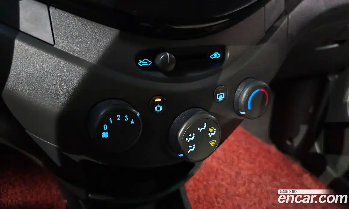 Chevrolet Spark 2012 1.0 Автомат в Москве № 40108, фото 19