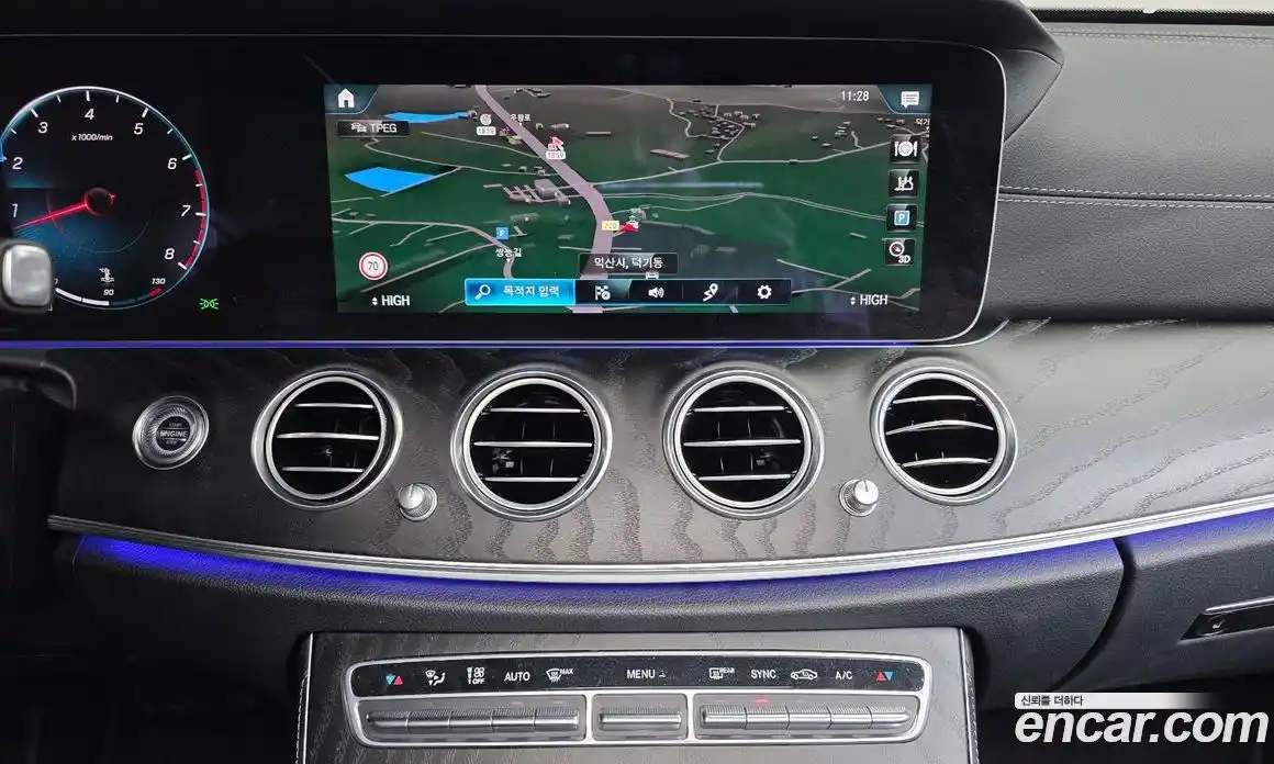 Mercedes-Benz E-Class 2023 2.0 Автомат в Москве № 411395, фото 15