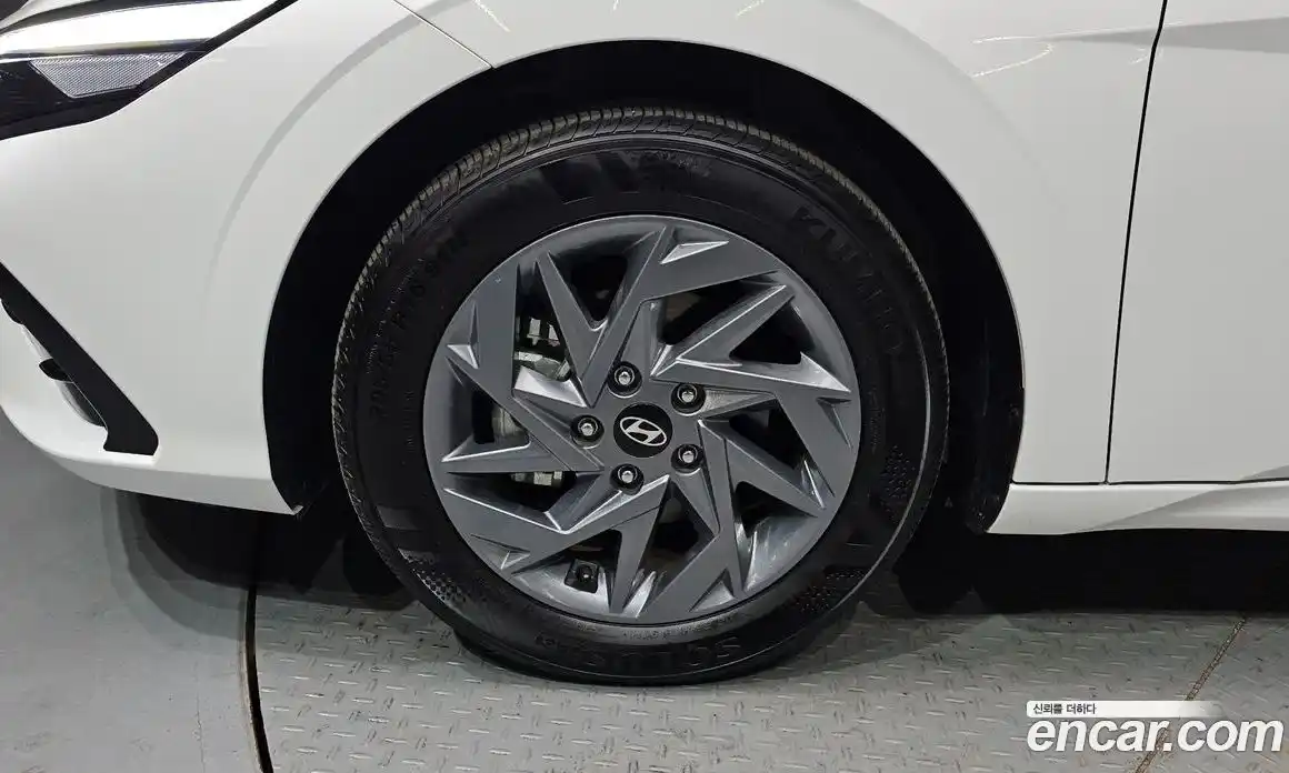 Hyundai Avante 2025 1.6 Автомат в Москве № 43937, фото 13