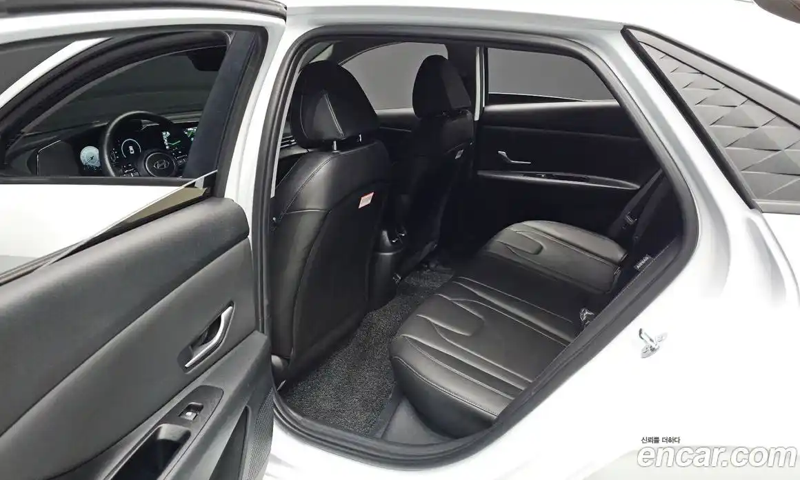 Hyundai Avante 2025 1.6 Автомат в Москве № 43937, фото 19