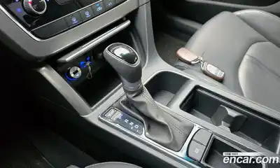 Hyundai Sonata 2016 2.0 Автомат в Москве № 47677, миниатюра 11