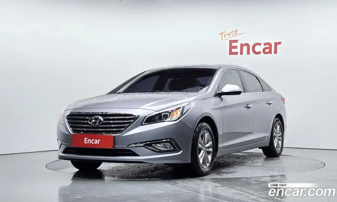 Hyundai Sonata 2016 2.0 Автомат в Москве № 47677, фото 4
