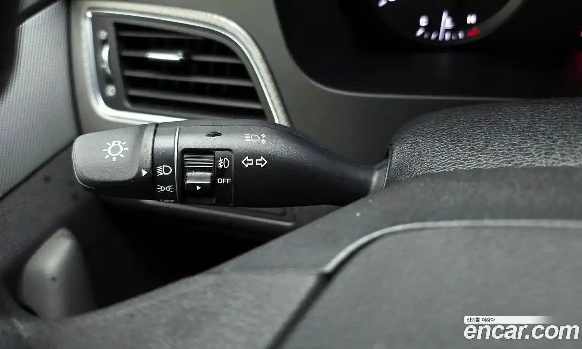 Hyundai Sonata 2016 2.0 Автомат в Москве № 47677, фото 6