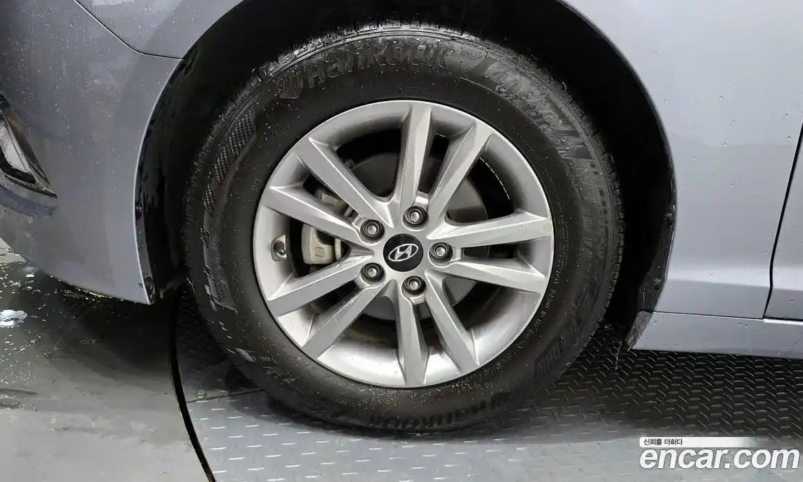 Hyundai Sonata 2016 2.0 Автомат в Москве № 47677, фото 7