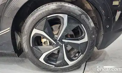 Kia EV6 2023 0.1 Автомат в Москве № 56011, миниатюра 9