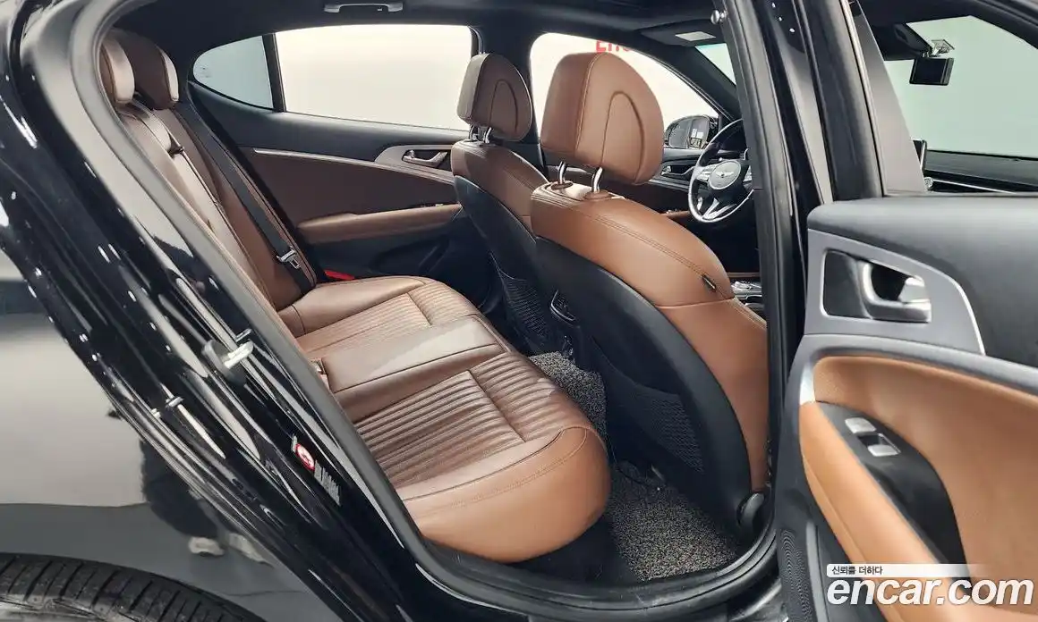 Genesis G70 2019 2.0 Автомат в Москве № 57948, фото 12