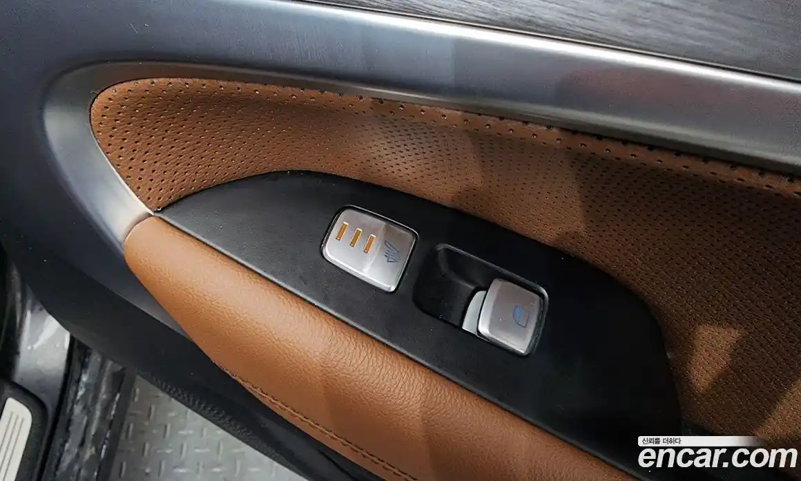 Genesis G70 2019 2.0 Автомат в Москве № 57948, фото 19