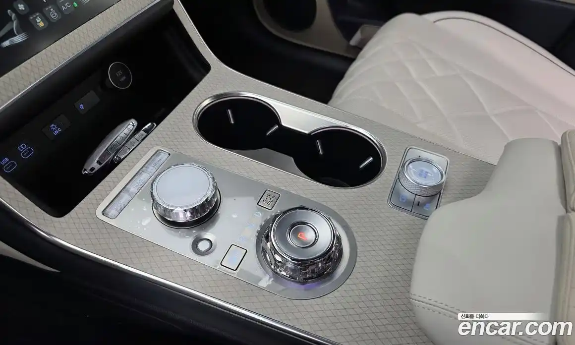 Genesis GV80 2024 2.5 Автомат в Москве № 58738, фото 13