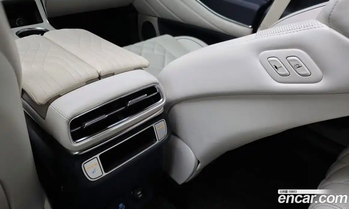 Genesis GV80 2024 2.5 Автомат в Москве № 58738, фото 17