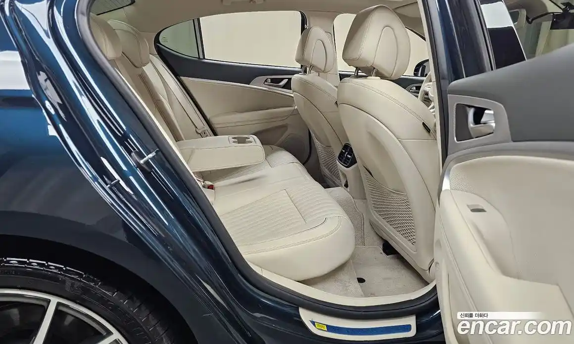 Genesis G70 2023 2.0 Автомат в Москве № 59025, фото 18