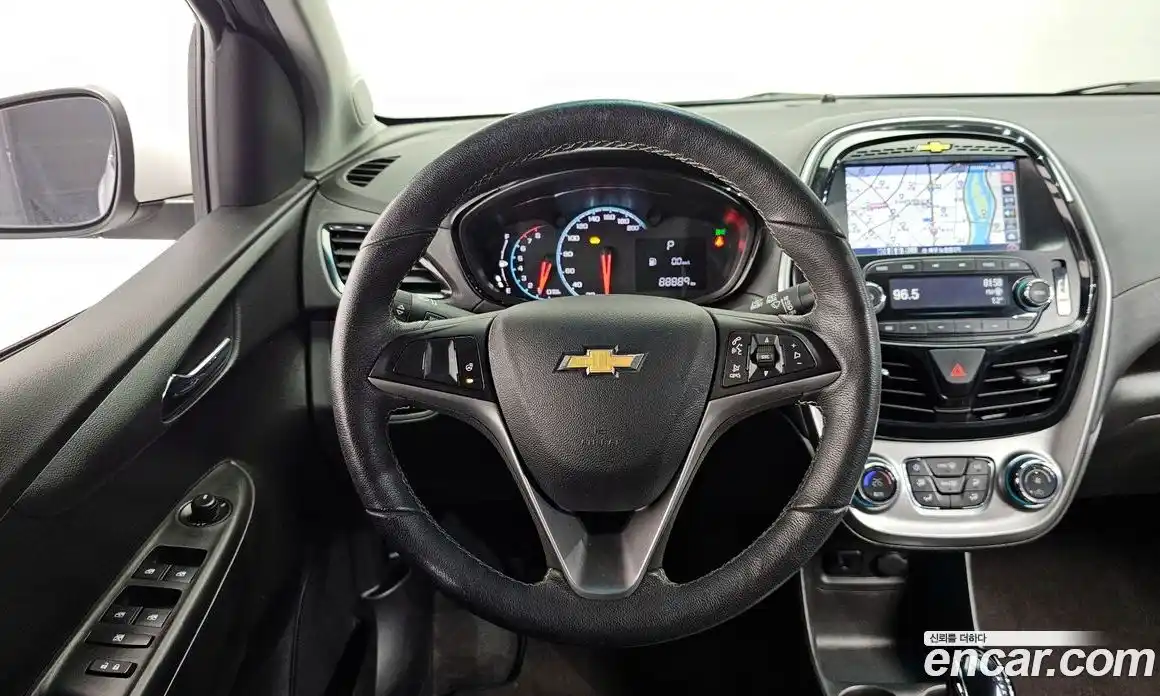 Chevrolet Spark 2017 1.0 Автомат в Москве № 72816, фото 13