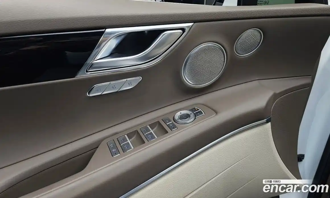 Genesis GV80 2023 2.5 Автомат в Москве № 79719, фото 9