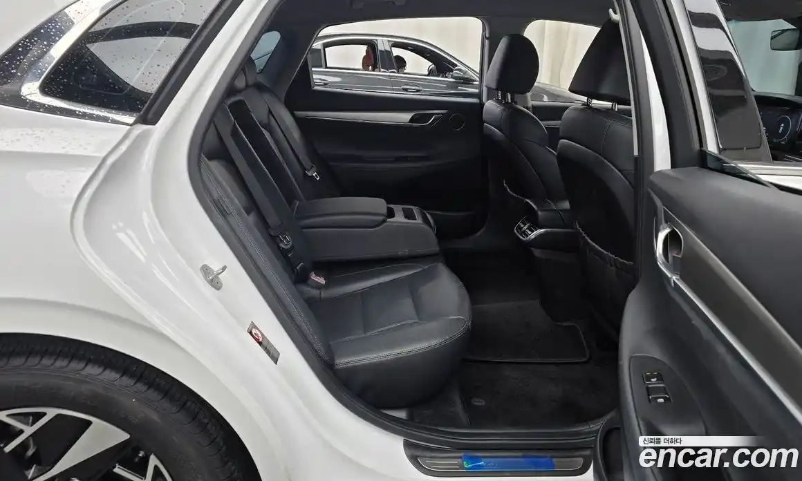 Hyundai Grandeur 2023 2.4 Автомат в Москве № 8274, фото 16