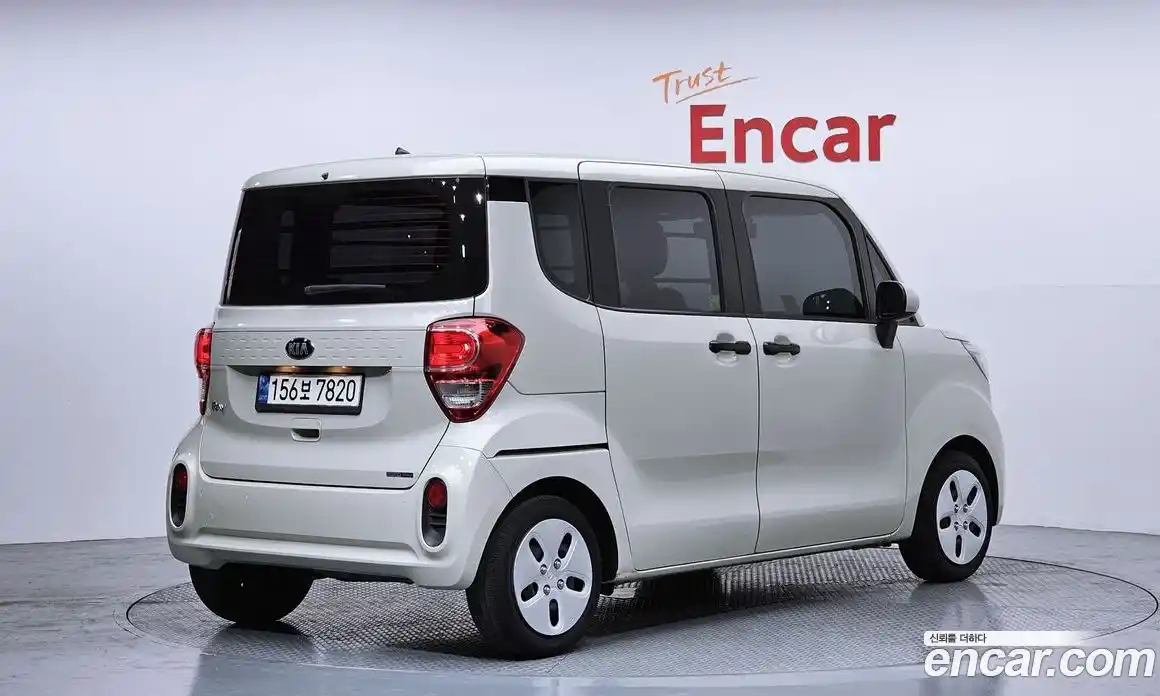 Kia Ray 2021 1.0 Автомат в Москве № 103166, фото 15