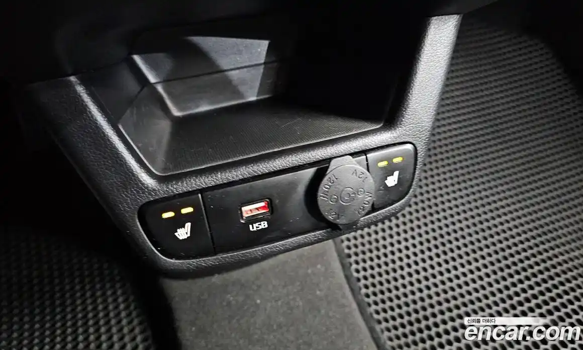 Kia Ray 2021 1.0 Автомат в Москве № 103166, фото 19