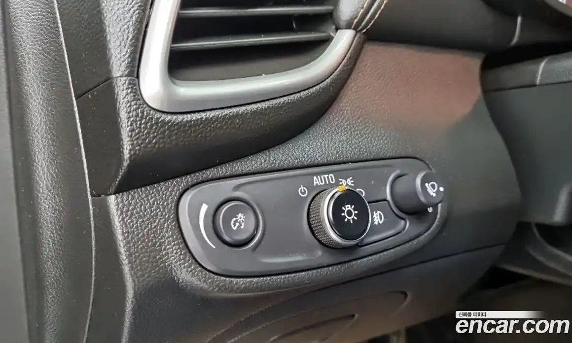 Chevrolet Trax 2019 1.4 Автомат в Москве № 104172, фото 13